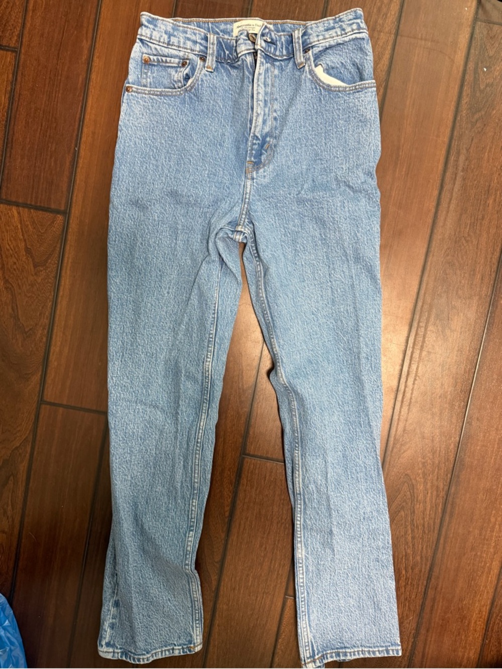 Abercrombie & Fitch 90’s Straight Ultra High Rise Jeans